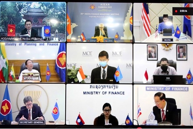 Vietnam shares socio-economic recovery experience at ASEAN finance ministers’ meeting